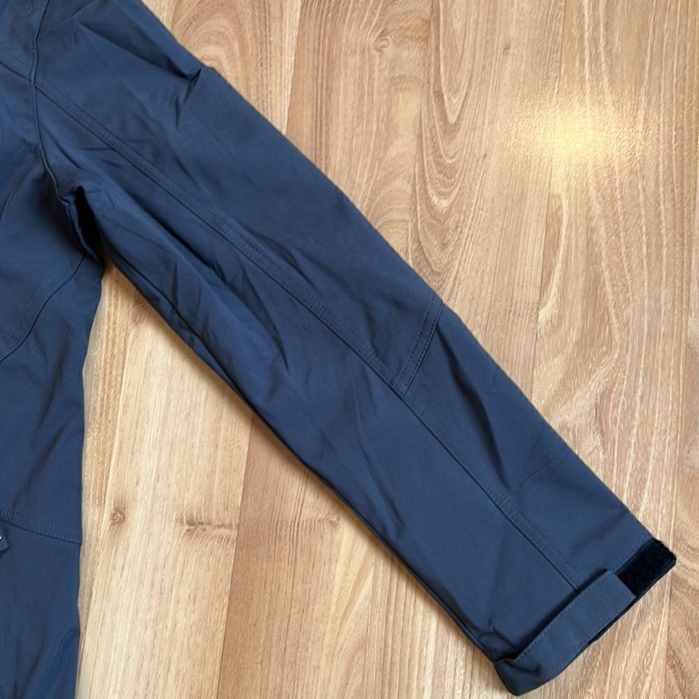 Dark Grey Soft Shell Womens Small - Picture 2 of 11